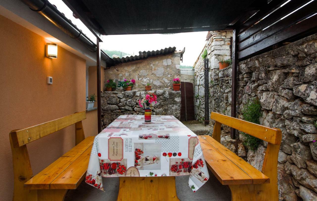 Holiday Homes Mirjana Moscenicka Draga Exterior foto