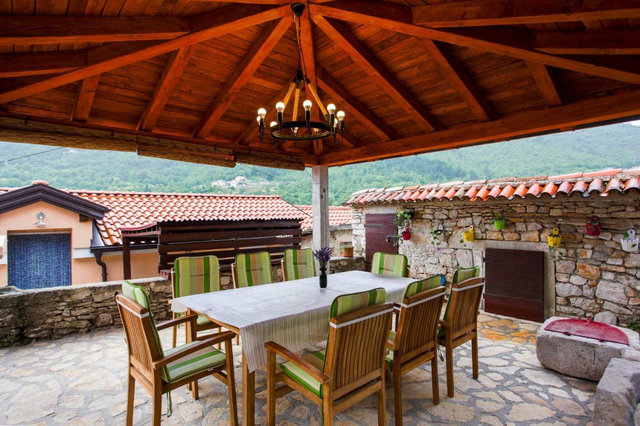 Holiday Homes Mirjana Moscenicka Draga Exterior foto