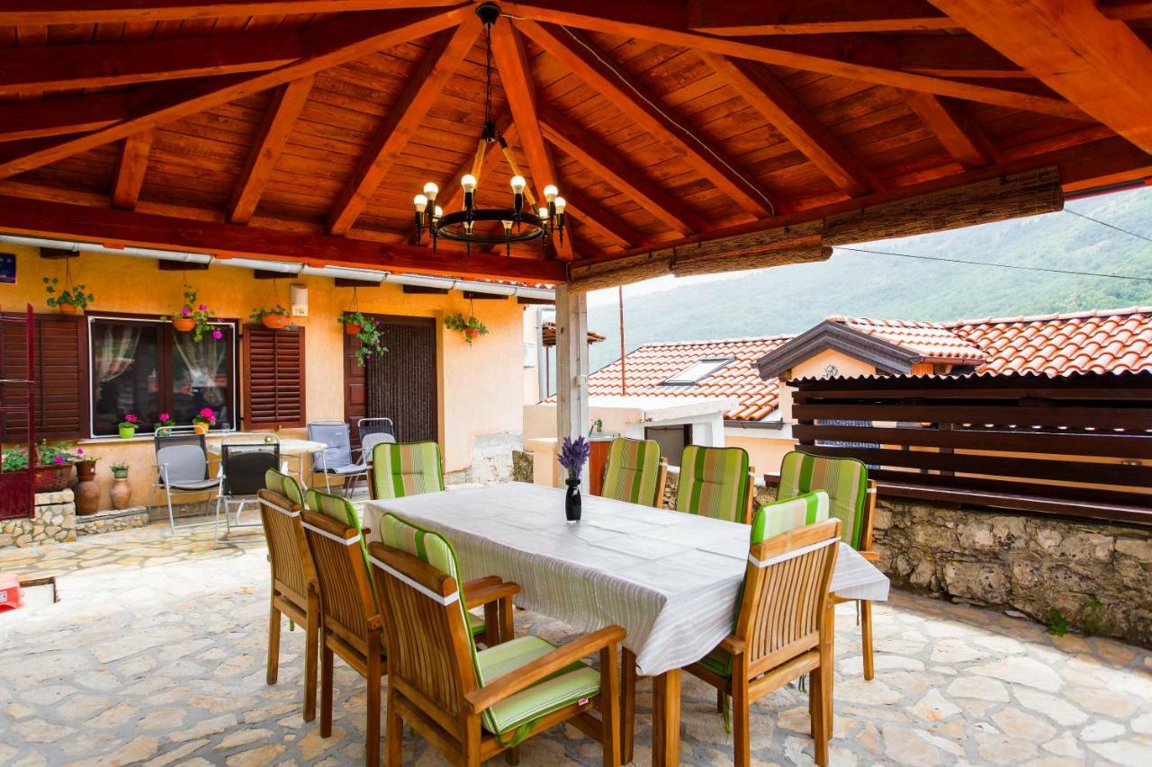 Holiday Homes Mirjana Moscenicka Draga Exterior foto