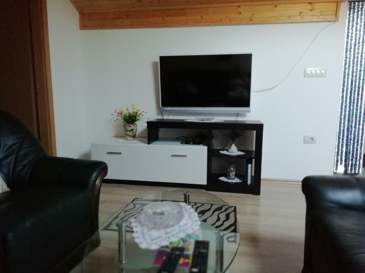 Holiday Homes Mirjana Moscenicka Draga Exterior foto