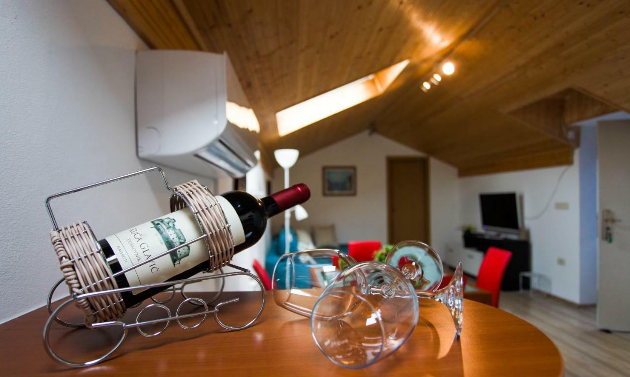 Holiday Homes Mirjana Moscenicka Draga Exterior foto